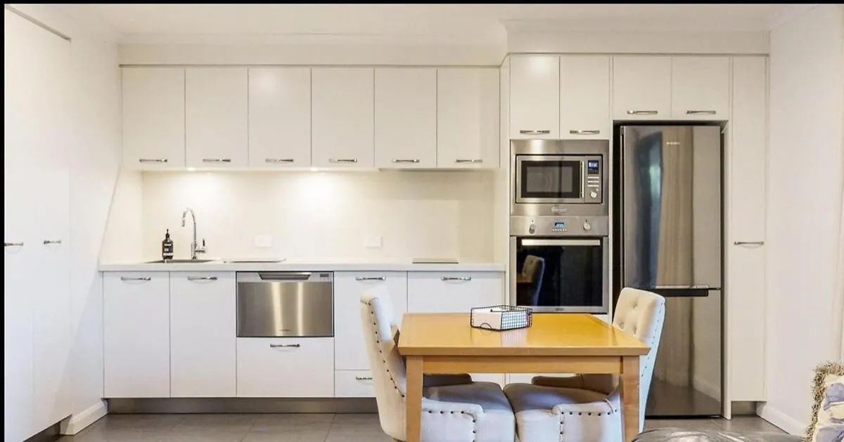 Modern Private Villa Noosaville Australie